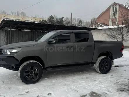 Toyota Hilux 2017 года за 17 000 000 тг. в Алматы – фото 6