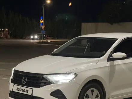 Volkswagen Polo 2022 года за 7 400 000 тг. в Актобе