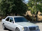 Mercedes-Benz E 280 1994 года за 2 200 000 тг. в Шымкент