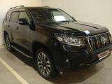 Toyota Land Cruiser Prado 2022 года за 41 000 000 тг. в Актобе – фото 5