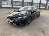 Toyota Camry 2021 годаүшін17 000 000 тг. в Астана