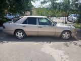 Mercedes-Benz E 220 1994 годаfor2 000 000 тг. в Тараз – фото 2