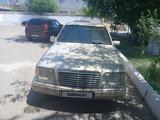 Mercedes-Benz E 220 1994 годаfor2 000 000 тг. в Тараз