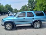 Toyota Hilux Surf 1995 годаүшін2 300 000 тг. в Алматы