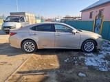 Lexus ES 300h 2014 годаfor9 200 000 тг. в Кызылорда – фото 2