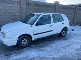 Volkswagen Golf 1995 года за 550 000 тг. в Байсерке – фото 2