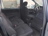 Hyundai Trajet 2001 года за 1 999 999 тг. в Шымкент – фото 2