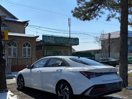 Hyundai Elantra 2024 года за 9 000 000 тг. в Бишкек – фото 3