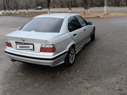 BMW 325 1994 года за 2 800 000 тг. в Алматы – фото 3