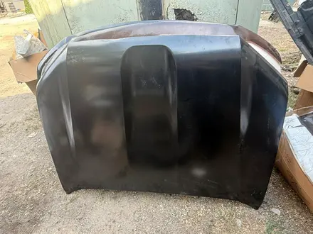 Капот Land Cruiser Prado 150 за 30 000 тг. в Алматы