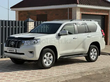 Toyota Land Cruiser Prado 2019 года за 22 000 000 тг. в Уральск