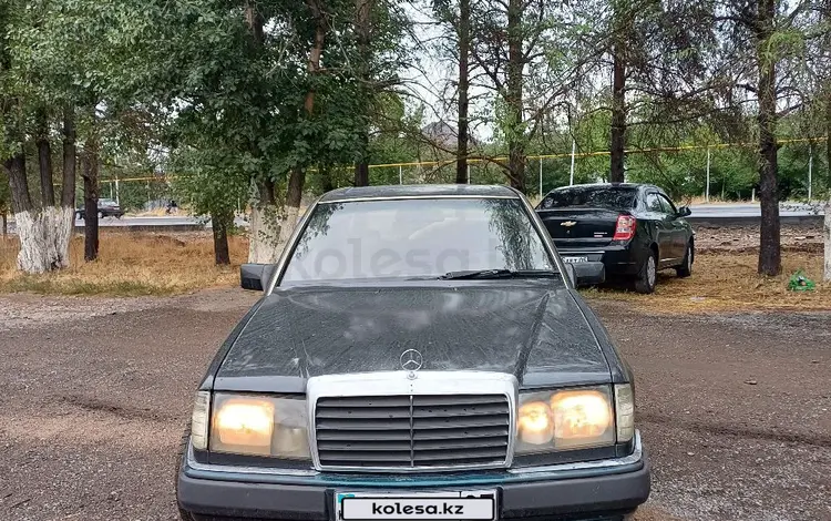 Mercedes-Benz E 200 1992 годаfor1 200 000 тг. в Алматы