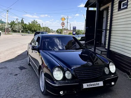 Mercedes-Benz E 280 2000 года за 4 900 000 тг. в Кокшетау – фото 23