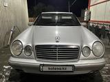 Mercedes-Benz E 230 1995 годаfor2 350 000 тг. в Сатпаев – фото 3