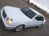 Mercedes-Benz E 280 1998 годаүшін2 800 000 тг. в Тараз