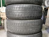 Резина 215/60 r17 Bridgestone из Японии за 32 000 тг. в Алматы