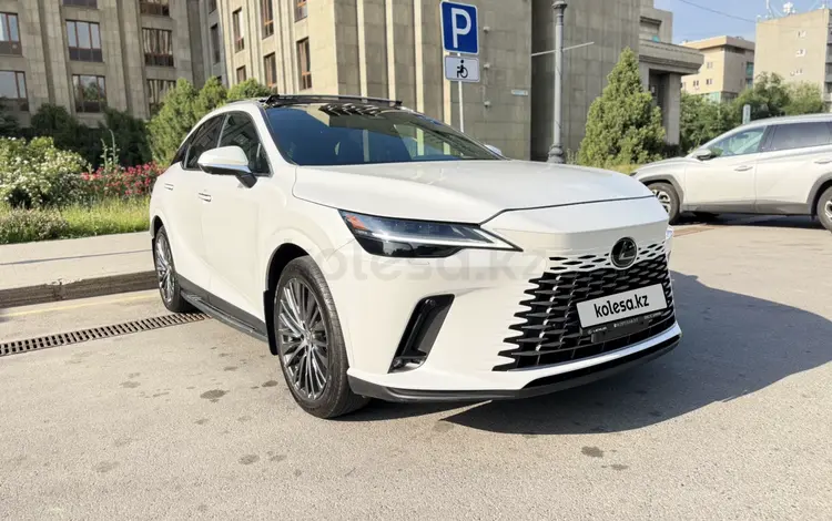 Lexus RX 350 2023 года за 31 000 000 тг. в Алматы