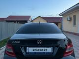 Mercedes-Benz C 200 2010 года за 3 500 000 тг. в Атырау – фото 2