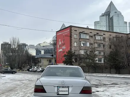 Mercedes-Benz E 320 1994 года за 3 300 000 тг. в Алматы – фото 6