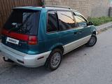 Mitsubishi Space Runner 1995 года за 2 000 000 тг. в Ленгер – фото 2