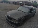 BMW 318 1991 годаүшін500 000 тг. в Караганда