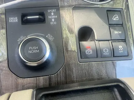 Toyota Highlander 2022 года за 24 512 463 тг. в Алматы – фото 10