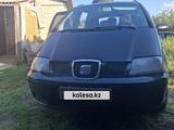 SEAT Alhambra 2002 годаүшін2 400 000 тг. в Уральск