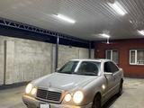 Mercedes-Benz E 240 1998 годаfor2 850 000 тг. в Шу – фото 5