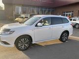 Mitsubishi Outlander 2022 года за 12 550 000 тг. в Алматы – фото 2