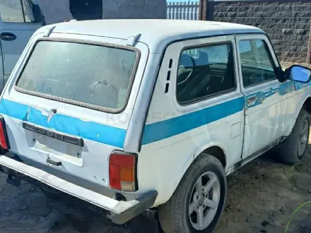 ВАЗ (Lada) Lada 2121 2014 года за 990 000 тг. в Атырау – фото 3