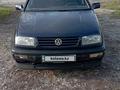 Volkswagen Vento 1992 годаfor1 750 000 тг. в Тараз – фото 4