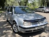 Volkswagen Golf 2001 годаүшін2 500 000 тг. в Алматы