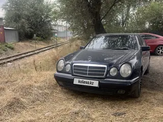 Mercedes-Benz E 280