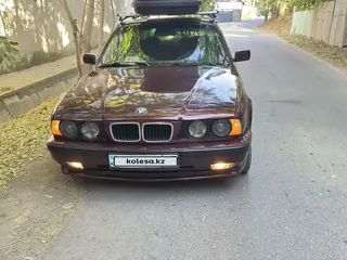 BMW 525