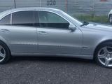 Mercedes-Benz E 320 2004 годаүшін5 000 000 тг. в Караганда – фото 3