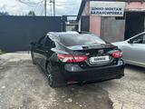 Toyota Camry 2018 годаүшін10 700 000 тг. в Шымкент – фото 2