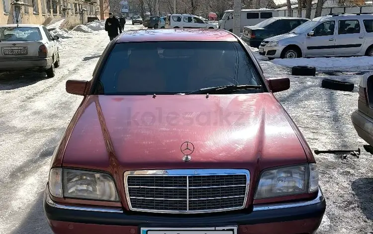 Mercedes-Benz C 220 1994 года за 2 400 000 тг. в Петропавловск