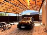 Toyota Camry 2020 года за 8 000 000 тг. в Атырау