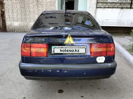 Volkswagen Passat 1994 года за 1 250 000 тг. в Уральск – фото 3