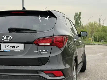 Hyundai Santa Fe 2018 года за 9 700 000 тг. в Алматы – фото 4