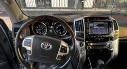 Toyota Land Cruiser 2013 годаүшін24 300 000 тг. в Алматы – фото 5