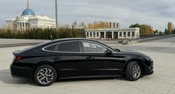 Hyundai Sonata 2021 годаүшін9 700 000 тг. в Астана – фото 2