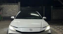 Toyota Camry 2024 года за 13 500 000 тг. в Алматы – фото 3