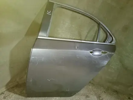 Дверь Хонда Аккорд 8 за 30 000 тг. в Астана