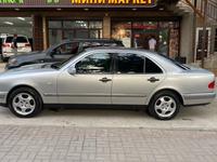 Mercedes-Benz E 240 1997 года за 4 000 000 тг. в Шымкент