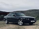 BMW 520 1993 года за 1 850 000 тг. в Жезказган – фото 2