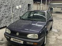 Volkswagen Golf 1996 годаүшін2 700 000 тг. в Шымкент