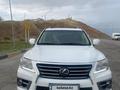 Lexus LX 570 2014 года за 25 000 000 тг. в Астана