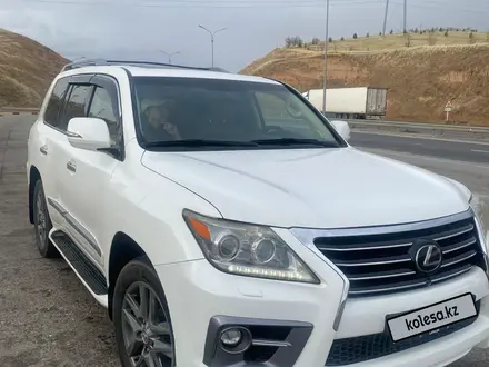 Lexus LX 570 2014 года за 25 000 000 тг. в Астана – фото 2