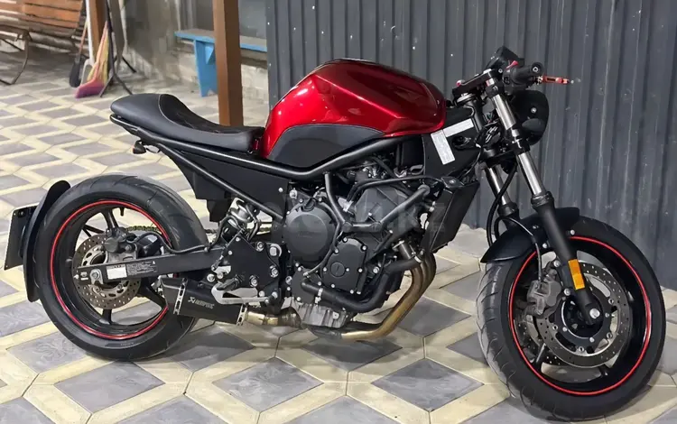Yamaha  YZF-R6 2011 года за 3 000 000 тг. в Алматы